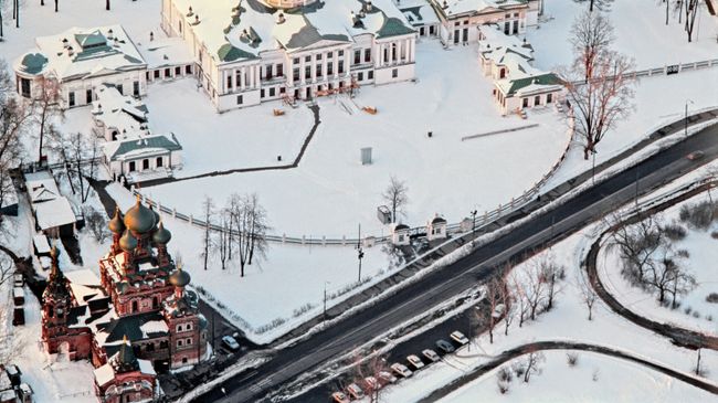 Вид с телебашни на Останкинский дворец-музей