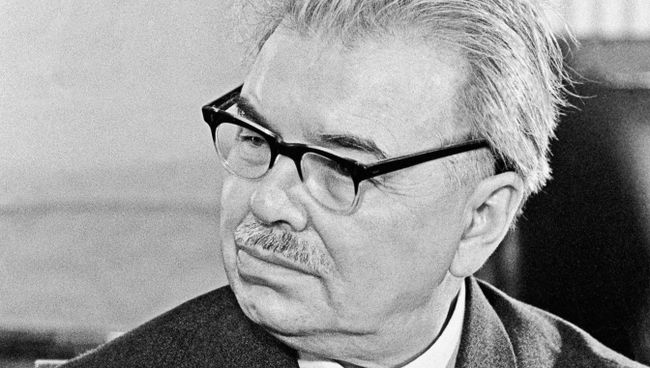 Писатель Леонид Леонов Писатель Леонид Леонов