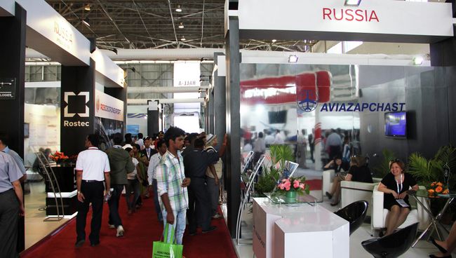 Российская экспозиция на авиационно-космической выставке Aero India 2013 в Бангалоре. Архивное фото Российская экспозиция на авиационно-космической выставке Aero India 2013 в Бангалоре. Архивное фото