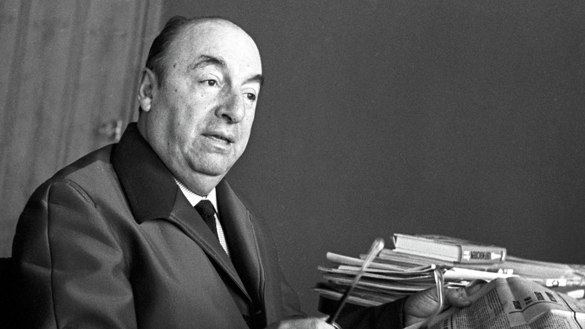 Чилийский поэт-публицист Пабло Неруда Чилийский поэт-публицист Пабло Неруда - РИА Новости, 1920, 14.02.2023