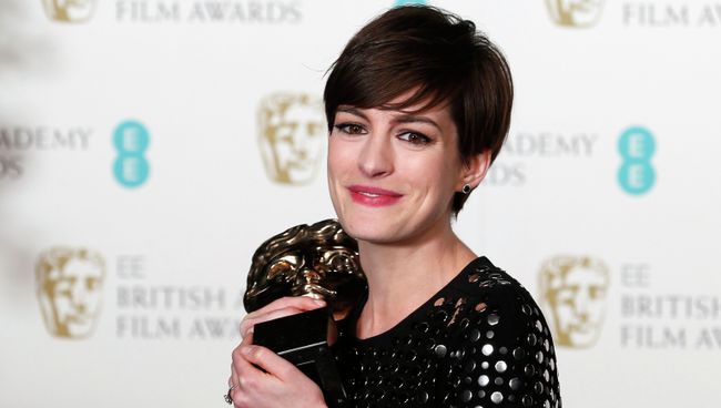 Энн Хэтэуэй стала лауреатом награды BAFTA Энн Хэтэуэй стала лауреатом награды BAFTA