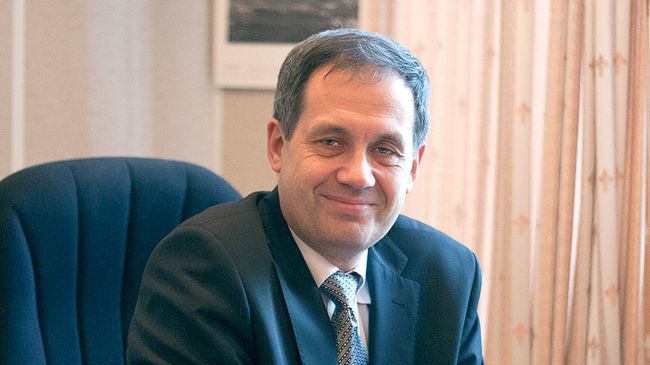 Заместитель генерального директора по внешнеэкономической деятельности и военно-техническому сотрудничеству ЦКБ Рубин Андрей Баранов Заместитель генерального директора по внешнеэкономической деятельности и военно-техническому сотрудничеству ЦКБ Рубин Андрей Баранов