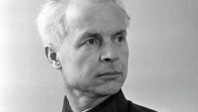 Писатель и кинорежиссер Александр Довженко Писатель и кинорежиссер Александр Довженко