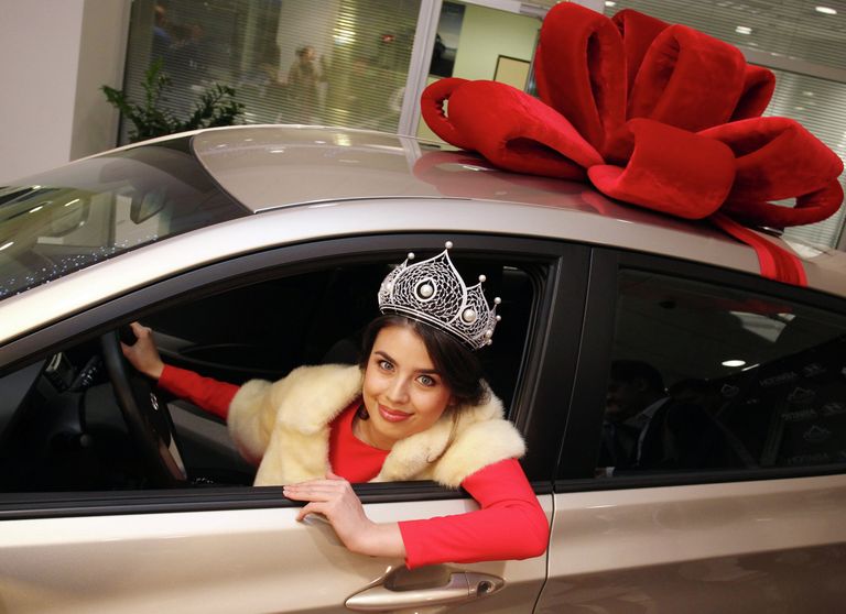 Вручение автомобиля победительнице Мисс Россия 2013 Вручение автомобиля победительнице Мисс Россия 2013