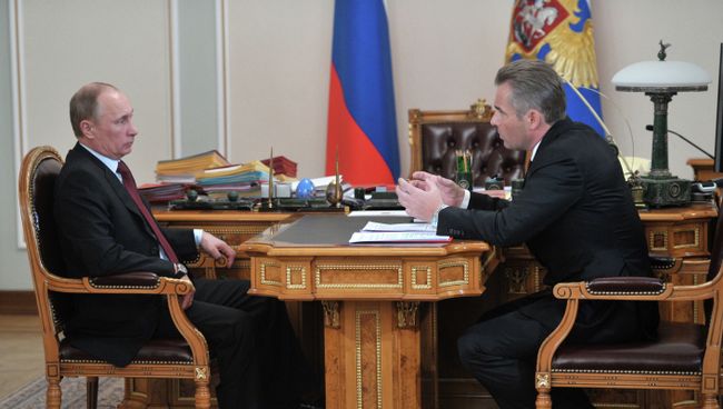 Встреча Владимира Путина с Павлом Астаховым в Ново-Огарево Встреча Владимира Путина с Павлом Астаховым в Ново-Огарево