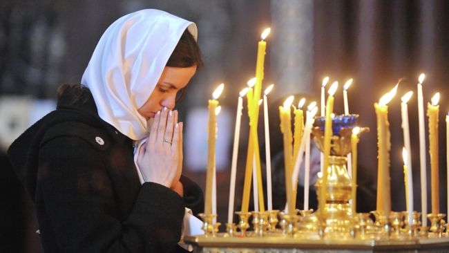 Утренняя служба в храме