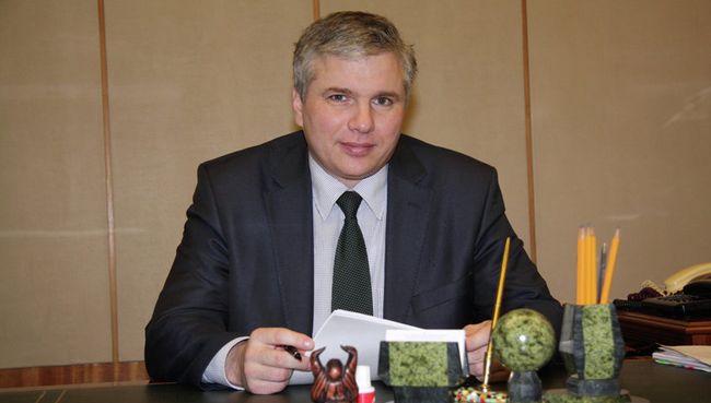 Генеральный директор ОАО Санкт-Петербургское морское бюро машиностроения Малахит Владимир Дорофеев Генеральный директор ОАО Санкт-Петербургское морское бюро машиностроения Малахит Владимир Дорофеев