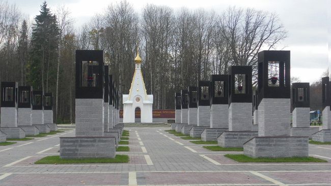 Мемориал на месте уничтоженной фашистами брянской деревни Хацунь Мемориал на месте уничтоженной фашистами брянской деревни Хацунь