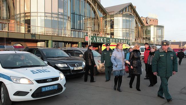 Возвращение в Петербург детей, попавших в ДТП в Вологодской области