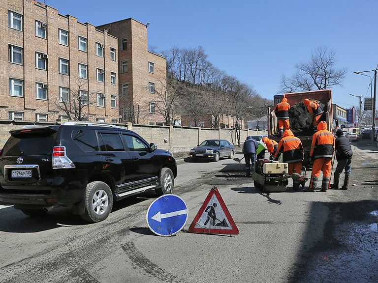 Ямочный ремонт дорог во Владивостоке