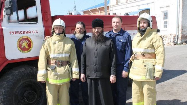 Добровольная пожарная команда при монастыре под Курском Добровольная пожарная команда при монастыре под Курском