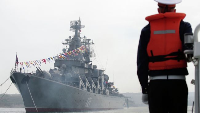 Празднование 230-летия Черноморского Флота России. Архивное фото Празднование 230-летия Черноморского Флота России. Архивное фото