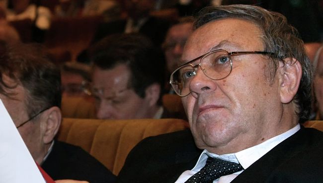 Академик Владимир Фортов
