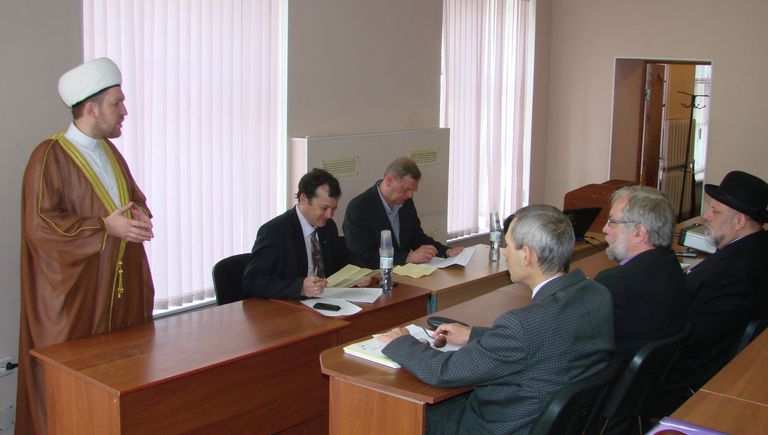 Пресс-конференция, посвященная религии, состоялась в Санкт-Петербурге Пресс-конференция, посвященная религии, состоялась в Санкт-Петербурге