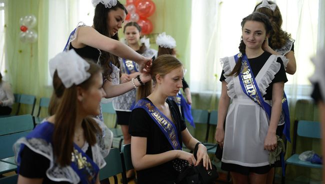 Последний звонок прозвенел для выпускников Новосибирска Последний звонок прозвенел для выпускников Новосибирска