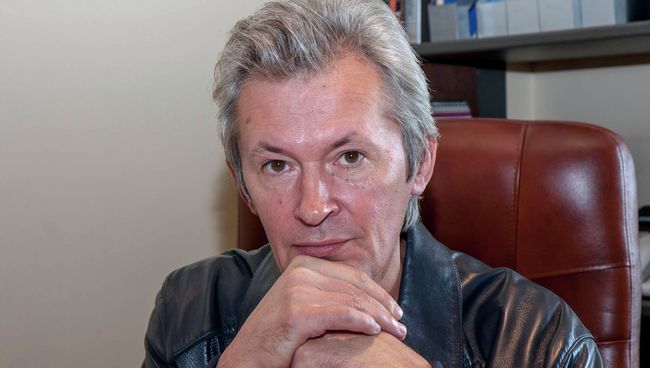 Председатель Новосибирского союза журналистов Яков Самохин Председатель Новосибирского союза журналистов Яков Самохин