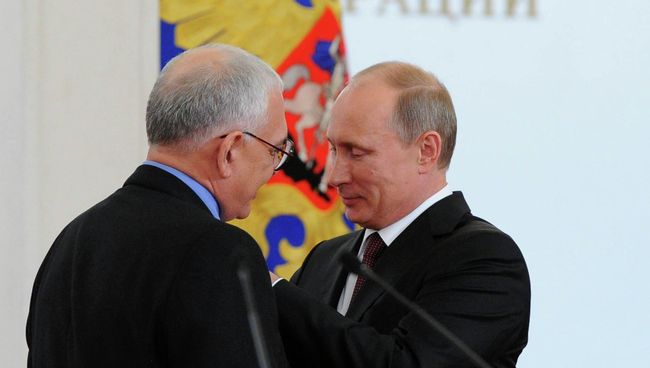 В.Путин вручил государственные премии РФ В.Путин вручил государственные премии РФ