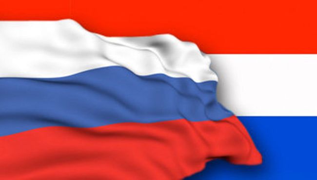 Флаги России и Нидерландов Флаги России и Нидерландов