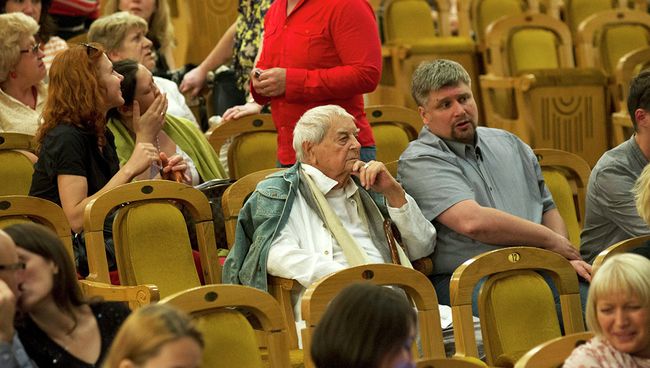 Юрий Любимов посетил Новую оперу Юрий Любимов посетил Новую оперу