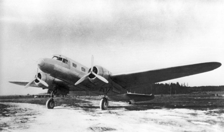 Самолет АНТ-35 (ПС-35) конструкции А.Н.Туполева Самолет АНТ-35 (ПС-35) конструкции А.Н.Туполева