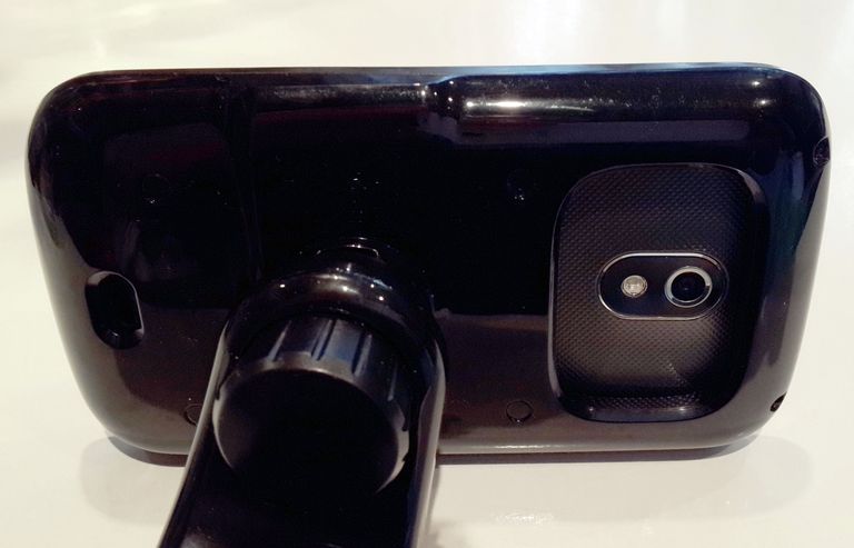 Держалка под Galaxy Nexus с отверстием для объектива камеры