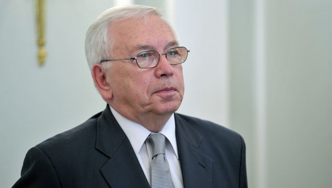 Уполномоченный по правам человека в РФ Владимир Лукин. Архивное фото