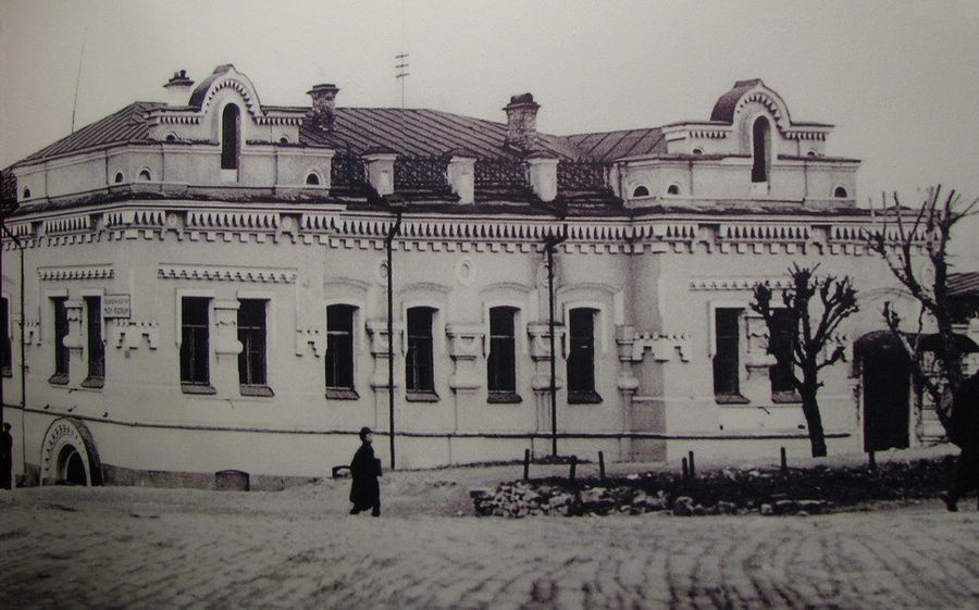 Ипатьевский дом в Екатеринбурге Ипатьевский дом в Екатеринбурге