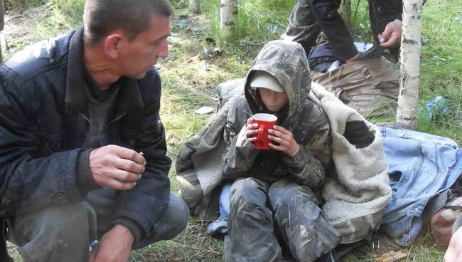 Рома Платов был найден в томской тайге после 6 суток поисков, фото с места события Рома Платов был найден в томской тайге после 6 суток поисков, фото с места события
