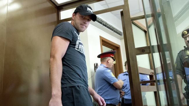 Михаил Рекуданов явился в Следственный комитет. Архивное фото Михаил Рекуданов явился в Следственный комитет. Архивное фото