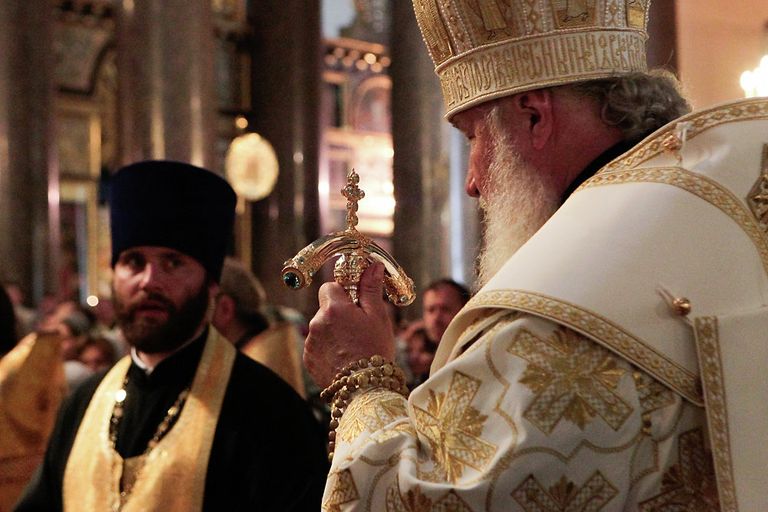 Патриарх Кирилл во время торжественного богослужения в честь креста апостола Андрея в Петербурге Патриарх Кирилл во время торжественного богослужения в честь креста апостола Андрея в Петербурге