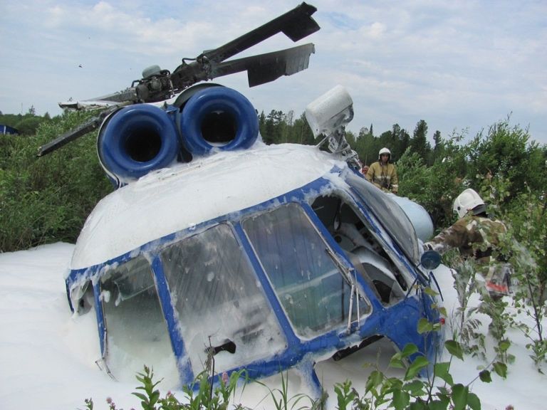 Авария вертолета МИ-8 в Томской области Авария вертолета МИ-8 в Томской области