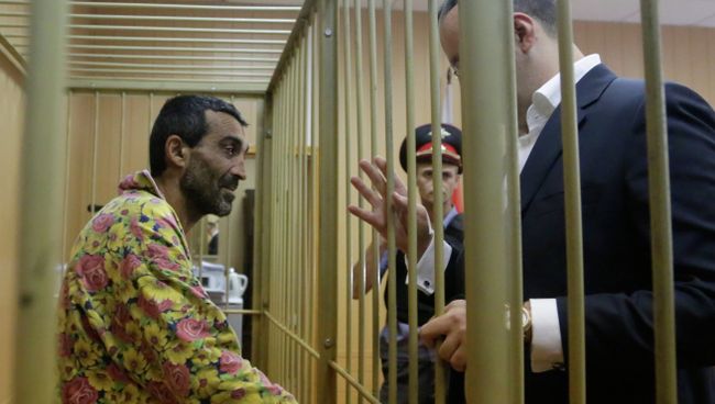 Водитель КамАЗа, врезавшегося в пассажирский автобус под Подольском