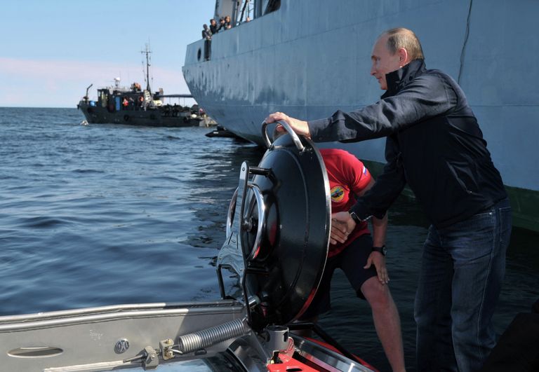 В.Путин посетил остров Гогланд в Финском заливе В.Путин посетил остров Гогланд в Финском заливе
