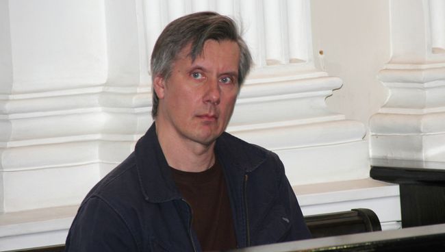 Дмитрий Устинов