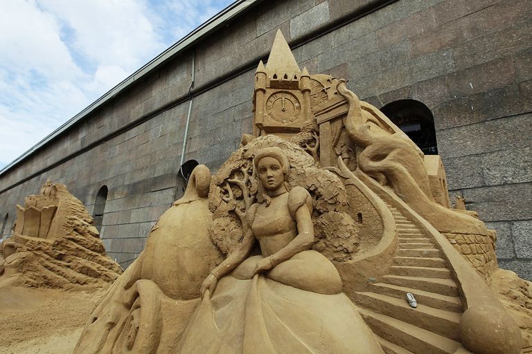 Выставка песчаных скульптур в Петербурге Выставка песчаных скульптур в Петербурге
