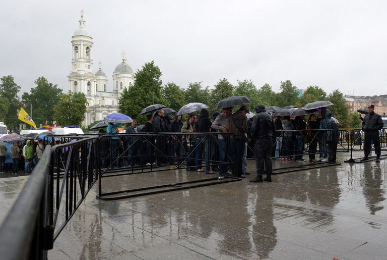 Прощание с лидером группы Король и Шут Михаилом Горшеневым в ДС Юбилейный в Санкт-Петербурге. Прощание с лидером группы Король и Шут Михаилом Горшеневым в ДС Юбилейный в Санкт-Петербурге.