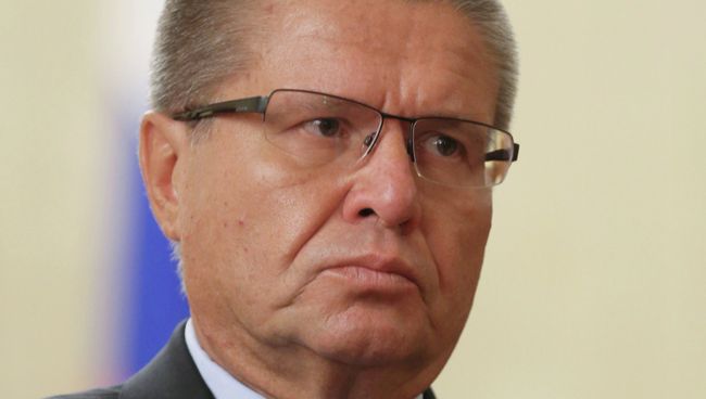 Министр экономического развития РФ Алексей Улюкаев, архивное фото