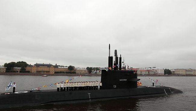 Репетиция парада ко Дню ВМФ в Петербурге Репетиция парада ко Дню ВМФ в Петербурге