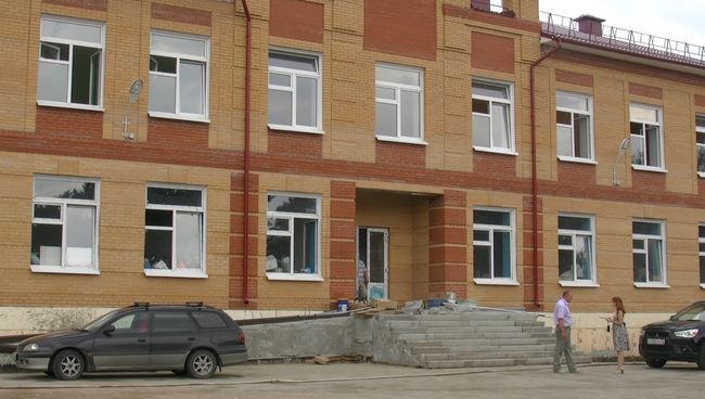 Фермер всего за год построил школу в селе томского района Фермер всего за год построил школу в селе томского района