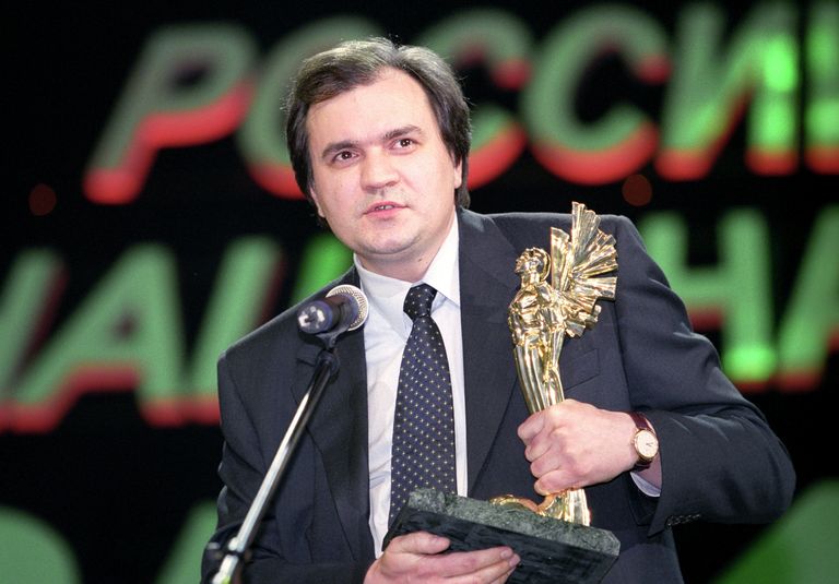 Главный редактор журнала Эксперт Валерий Фадеев на вручении премии Российский Национальный Олимп. 2001 год, Москва Главный редактор журнала Эксперт Валерий Фадеев на вручении премии Российский Национальный Олимп. 2001 год, Москва