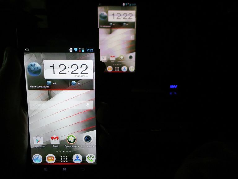 Планшет-коммуникатор Lenovo K900. WiDi Планшет-коммуникатор Lenovo K900. WiDi