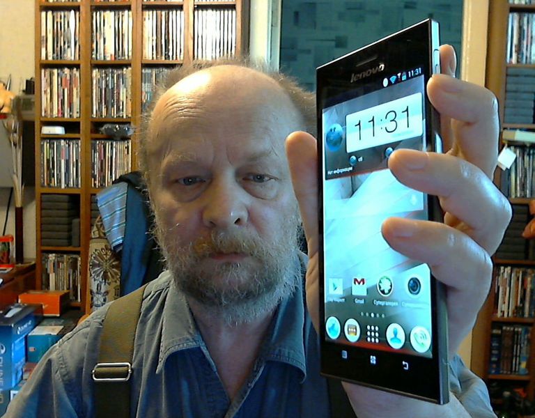 Планшет-коммуникатор Lenovo K900 Планшет-коммуникатор Lenovo K900