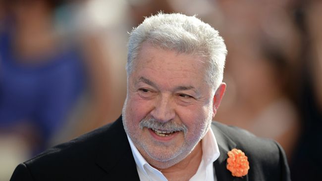 Режиссер Юлий Гусман Режиссер Юлий Гусман