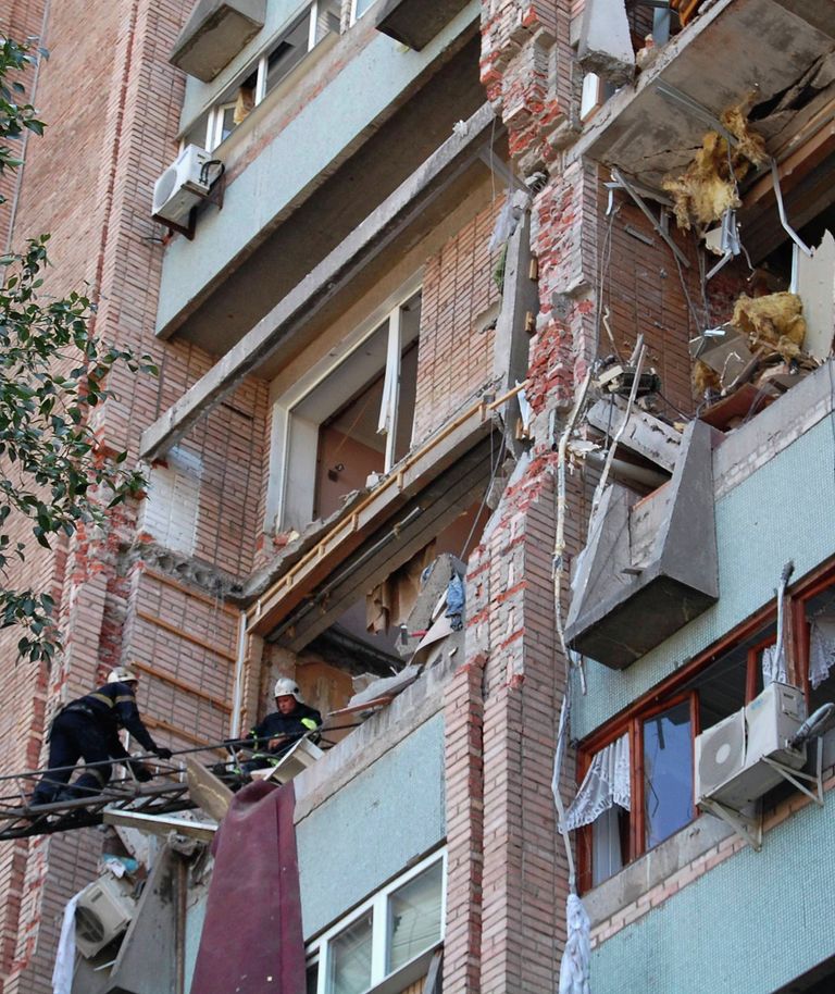 Взрыв газа в доме в Луганске Взрыв газа в доме в Луганске