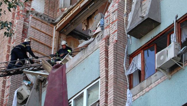 Взрыв газа в доме в Луганске