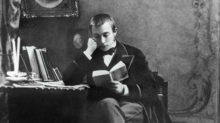 Сергей Рахманинов с собакой Левко Сергей Рахманинов с собакой Левко