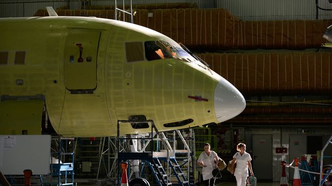 Сборка самолетов Sukhoi Superjet в Комсомольске-на-Амуре Сборка самолетов Sukhoi Superjet в Комсомольске-на-Амуре