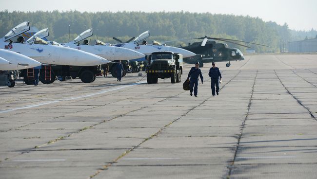Тренировочные полеты участников авиасалона МАКС-2013