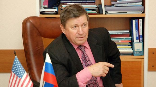 Директор Института международного бизнеса и экономики ВГУЭС, профессор Александр Латкин, архивное фото Директор Института международного бизнеса и экономики ВГУЭС, профессор Александр Латкин, архивное фото