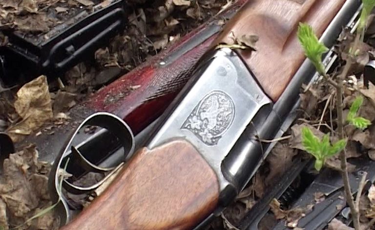 Тайник с оружием белгородского стрелка обнаружен в лесу Тайник с оружием белгородского стрелка обнаружен в лесу